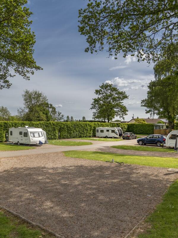 5 star caravan site with fishing Herefordshire photo