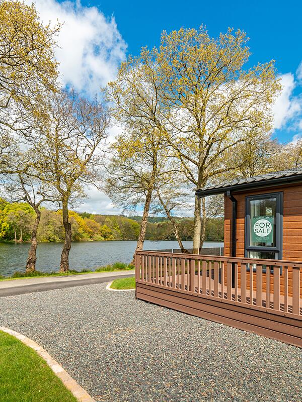 5 star caravan sites in Heart of England and Wales
