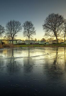 Winter sunset at Pearl Lake