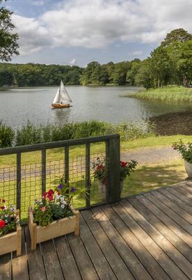 5 star caravan holiday park herefordshire with fishing