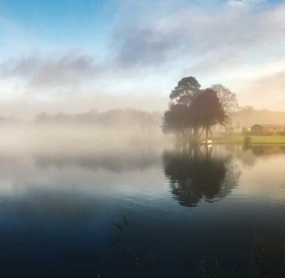 Winter sunrise at Pearl Lake