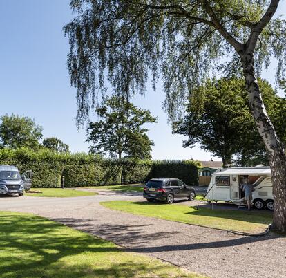 5 star caravan touring site at Pearl Lake Herefordshire