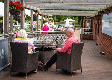 5 star caravan park with clubhouse / bar / restaurant. exterior photo