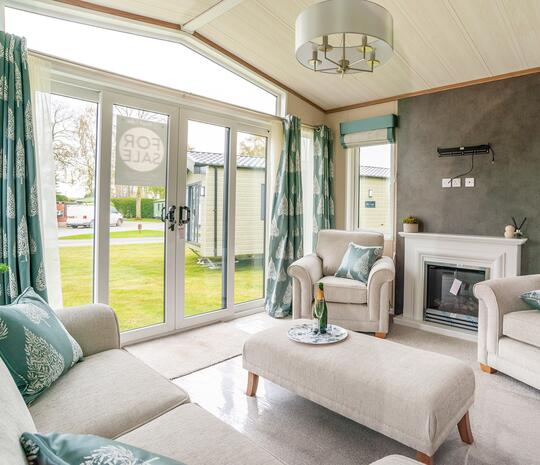 Pemberton Langton holiday home for sale at Pearl Lake Country Holiday Park, herefordshire - lounge photo