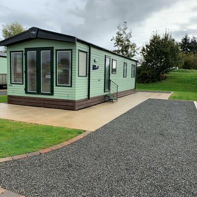 Regal Ledbury for sale at Arrow Bank - exterior